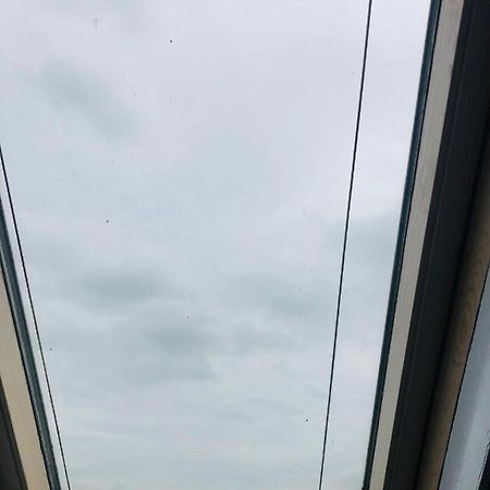 Ac Hideout Apartman Rochford Kültér fotó