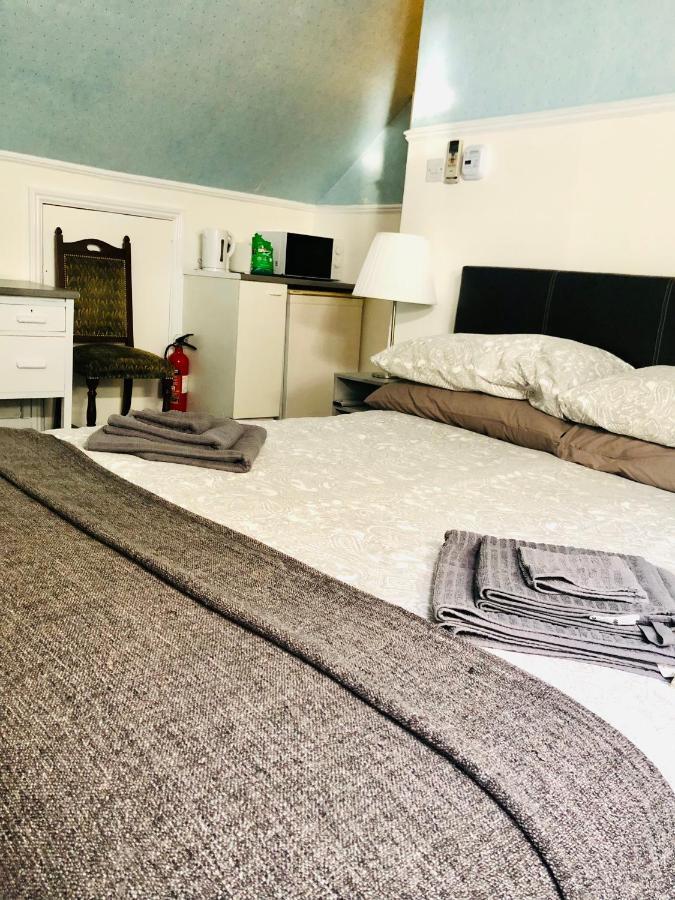 Ac Hideout Apartman Rochford Kültér fotó