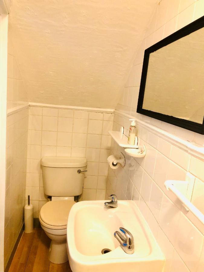 Ac Hideout Apartman Rochford Kültér fotó